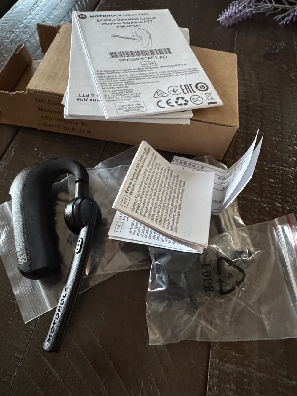 Motorola Black On-Ear Bluetooth Headset with Boom Mic
